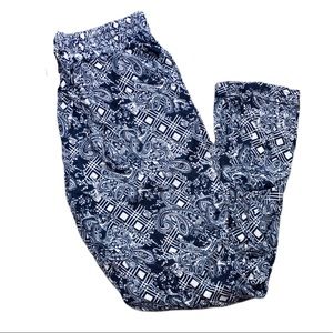 4/25$ | Soft Cotton Blue Paisley Print Loungewear
